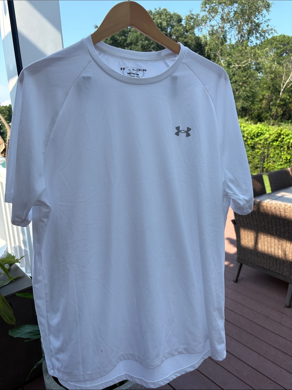 Under Armour Men’s White Performance Short-Sleeve Tee